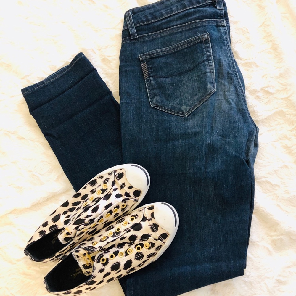 Paige Jeans. Skyline, dark wash 28